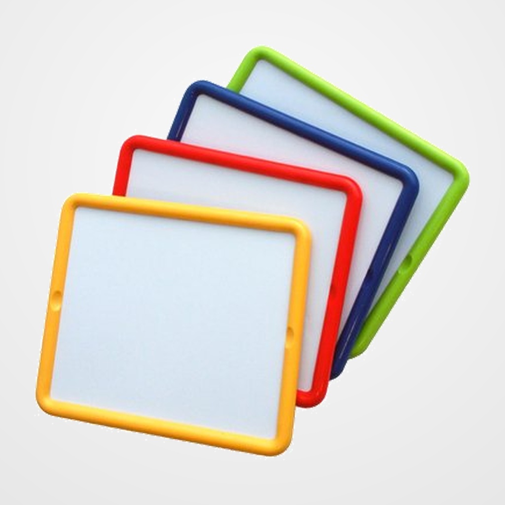 SET DE 4 PIZARRAS 30x 26cm  DOS CARAS (para letras magnéticas)