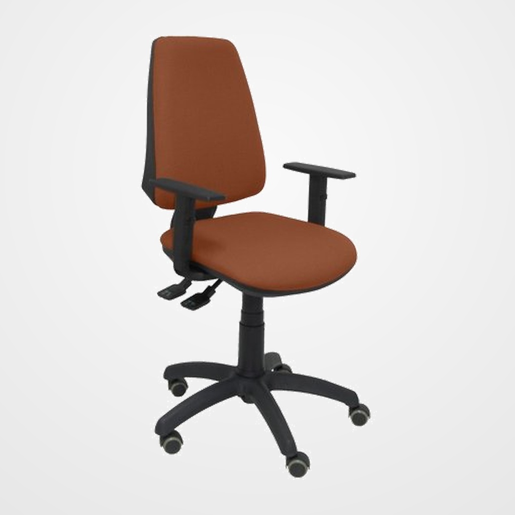 SILLA PIQUERAS Y CRESPO ELCHE S BRAZOS REGULABLES MECANISMO SINCRO de DOBLE MANETA GRAN CONFORTABILIDAD REGULABLE EN ALTURA RUEDAS de PARQUET ASIENTO Y RESPALDO TAPIZADO BALI MARRON