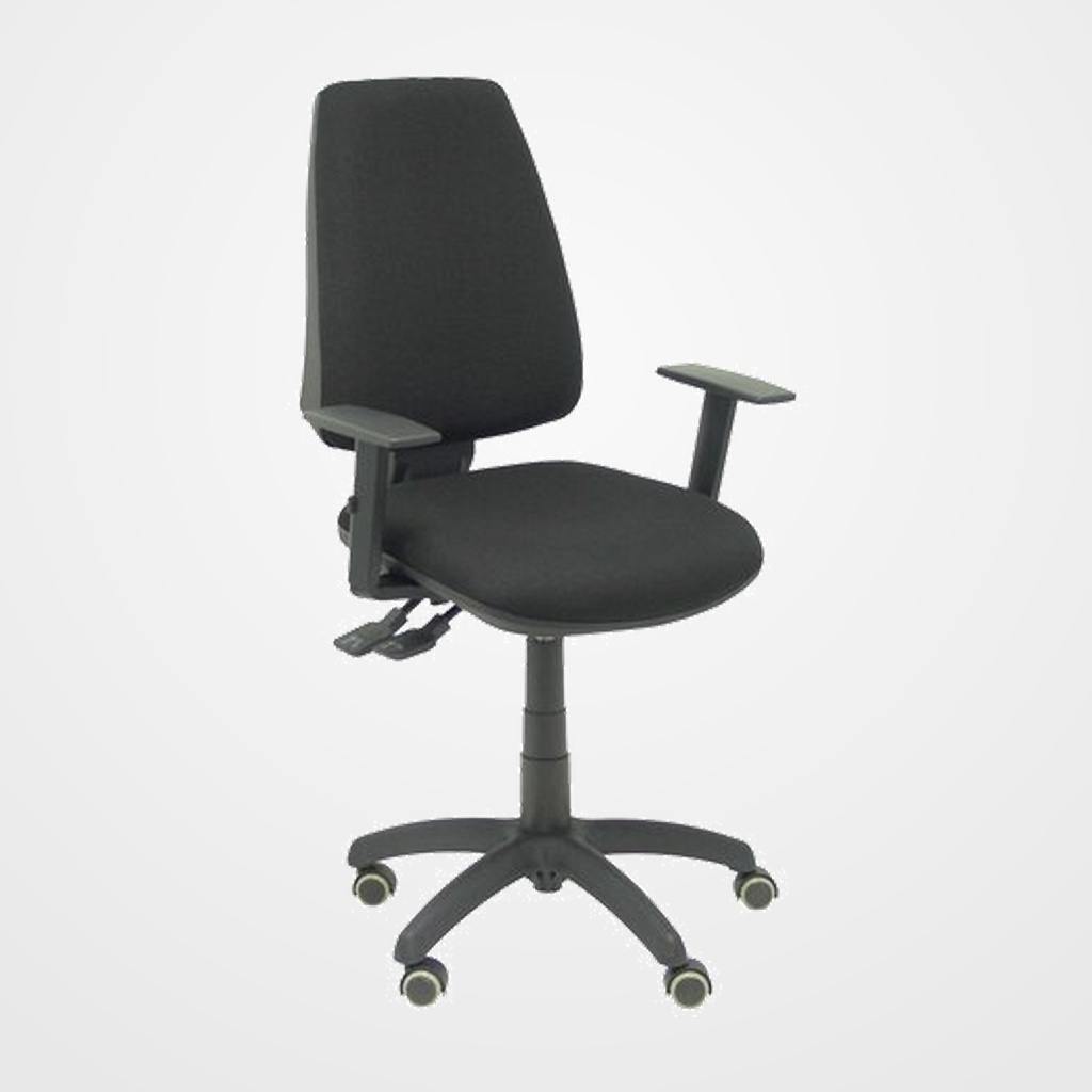 SILLA PIQUERAS Y CRESPO ELCHE S BRAZOS REGULABLES MECANISMO SINCRO de DOBLE MANETA GRAN CONFORTABILIDAD REGULABLE EN ALTURA RUEDAS de PARQUET ASIENTO Y RESPALDO TAPIZADO BALI NEGRO