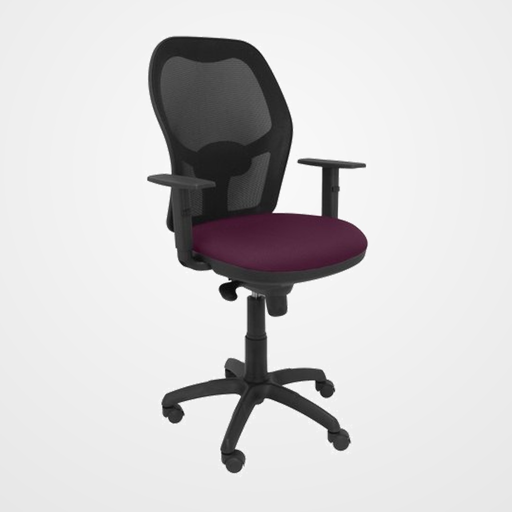 SILLA PIQUERAS Y CRESPO JORQUERA BRAZOS REGULABLES MECANISMO SINCRO CON REGULADOR DE TENSION RESPALDO DE MALLA NEGRA Y ASIENTO TAPIZADO BALI MORADO