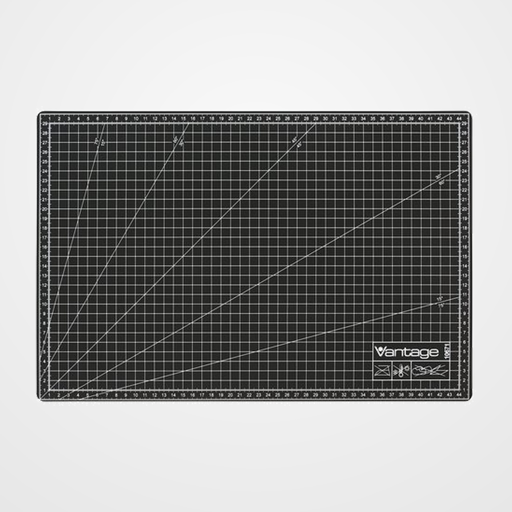 PLANCHA DE CORTE VANTAGE A3 NEGRA