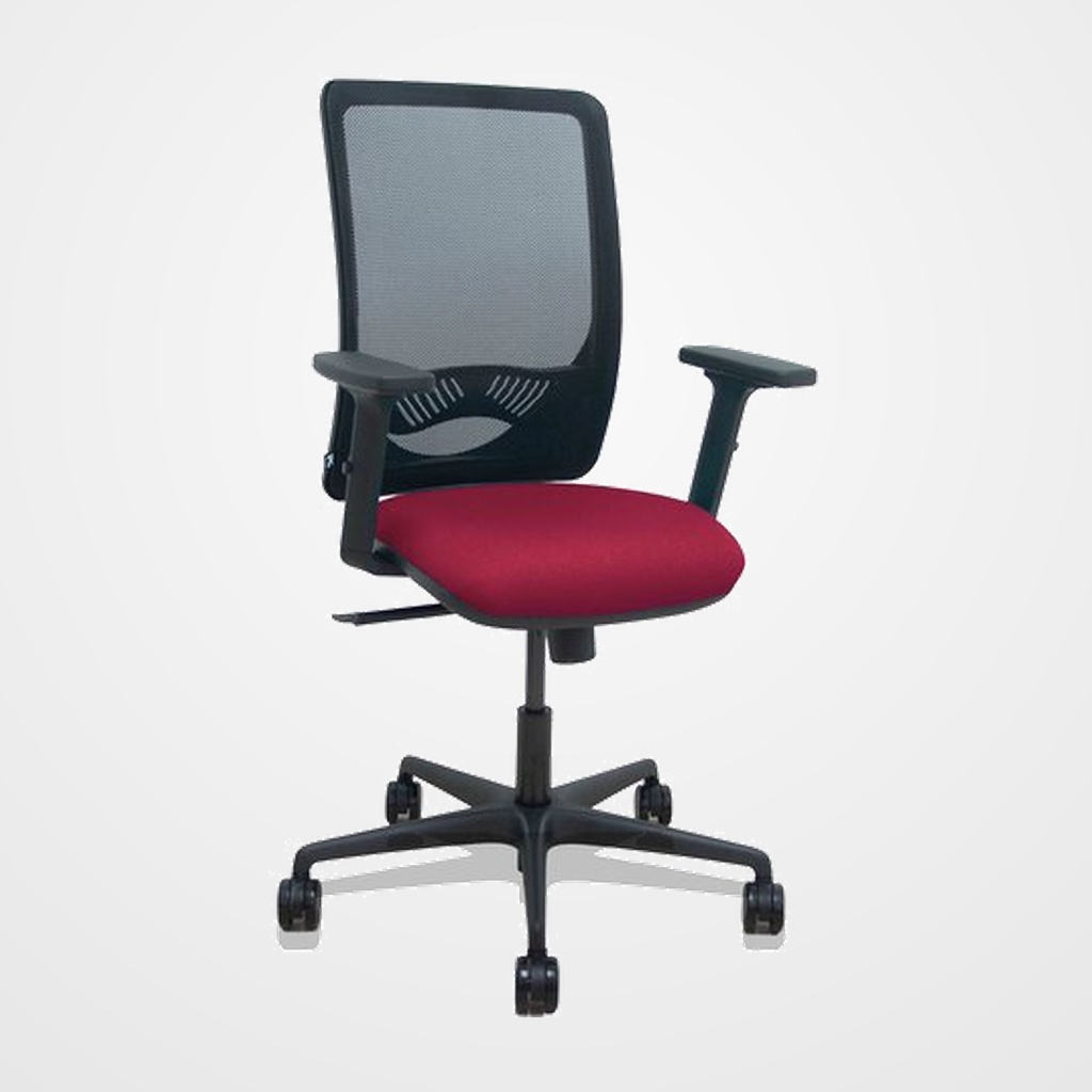 SILLA PIQUERAS Y CRESPO ZULEMA BRAZOS 2D Y APOYO LUMBAR REGULABLES MECANISMO SINCRO RUEDAS NYLON de 65 RESPALDO DE MALLA NEGRA Y ASIENTO TAPIZADO BALI GRANATE