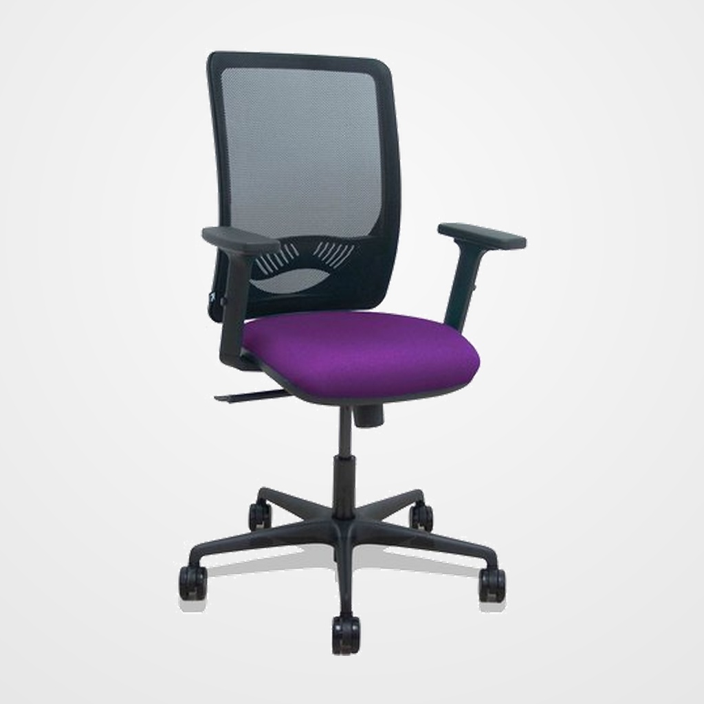SILLA PIQUERAS Y CRESPO ZULEMA BRAZOS 2D Y APOYO LUMBAR REGULABLES MECANISMO SINCRO RUEDAS NYLON de 65 RESPALDO DE MALLA NEGRA Y ASIENTO TAPIZADO BALI MORADO