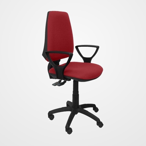 SILLA PIQUERAS Y CRESPO ELCHE S BRAZOS FIJOS MECANISMO SINCRO de DOBLE MANETA GRAN CONFORTABILIDAD REGULABLE EN ALTURA RUEDAS de NYLON ASIENTO Y RESPALDO TAPIZADO BALI GRANATE