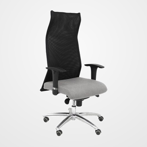 SILLON PIQUERAS Y CRESPO SAHUCO XL DIRECCION HASTA 160 Kg MECANISMO SINCRO BRAZOS REGULABLES EN ALTURA RESPALDO MALLA TRANSPIRABLE NEGRA ASIENTO A MEDIDA CON ESPUMA VISCOELASTICA Y TAPIZADO BALI GRIS CLARO