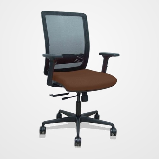 SILLA PIQUERAS Y CRESPO HACHES BRAZOS 2D REGULABLES MECANISMO SINCRO con TRASLACK APOYO LUMBAR RESPALDO MALLA NEGRA Y ASIENTO TAPIZADO BALI MARRON OSCURO