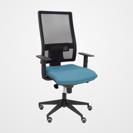 SILLA PIQUERAS Y CRESPO HORNA BRAZOS REGULABLES MECANISMO SINCRO ALTURA Y APOYO LUMBAR REGULABLE RUEDA PARQUET RESPALDO MALLA NEGRA TRANSPIRABLE Y ASIENTO TAPIZADO BALI AZUL CIELO
