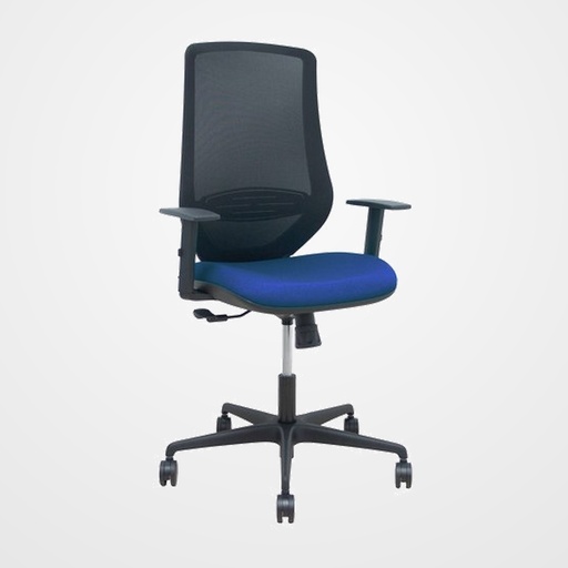 SILLA PIQUERAS Y CRESPO MARDOS BRAZOS REGULABLES ERGONOMICA MECANISMO BASCULANTE RESPALDO MALLA NEGRA ASIENTO TAPIZADO BALI AZUL MARINO