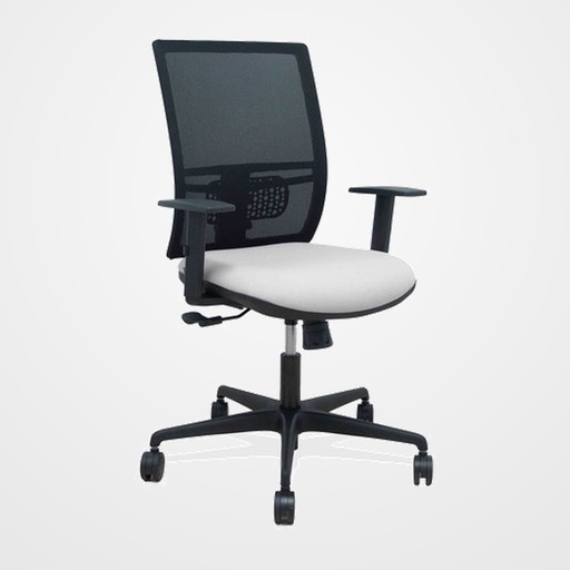 SILLA PIQUERAS Y CRESPO YUNQUERA BRAZOS REGULABLE ERGONOMICA MECANISMO SINCRO RESPALDO MALLA NEGRA ASIENTO TAPIZADO BALI GRIS CLARO