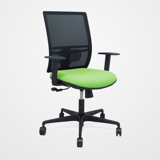 SILLA PIQUERAS Y CRESPO YUNQUERA BRAZOS REGULABLE ERGONOMICA MECANISMO SINCRO RESPALDO MALLA NEGRA ASIENTO TAPIZADO BALI PISTACHO