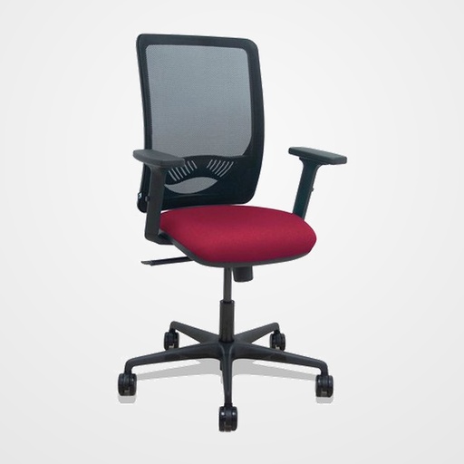 SILLA PIQUERAS Y CRESPO ZULEMA BRAZOS 2D Y APOYO LUMBAR REGULABLES MECANISMO SINCRO RUEDAS NYLON de 65 RESPALDO DE MALLA NEGRA Y ASIENTO TAPIZADO BALI GRANATE