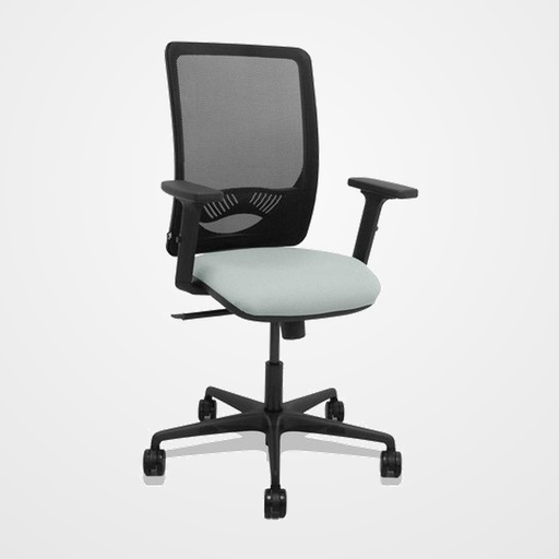SILLA PIQUERAS Y CRESPO ZULEMA BRAZOS 2D Y APOYO LUMBAR REGULABLES MECANISMO SINCRO RUEDAS NYLON de 65 RESPALDO DE MALLA NEGRA Y ASIENTO TAPIZADO BALI GRIS CLARO